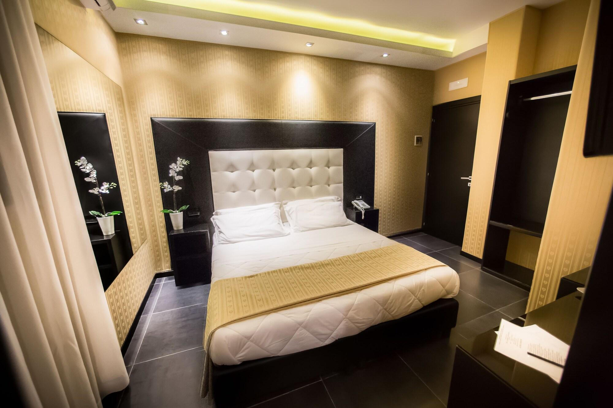 Kleopatra Design Hotel 那不勒斯 外观 照片