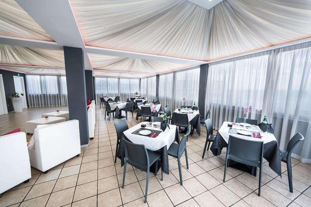 Kleopatra Design Hotel 那不勒斯 餐厅 照片